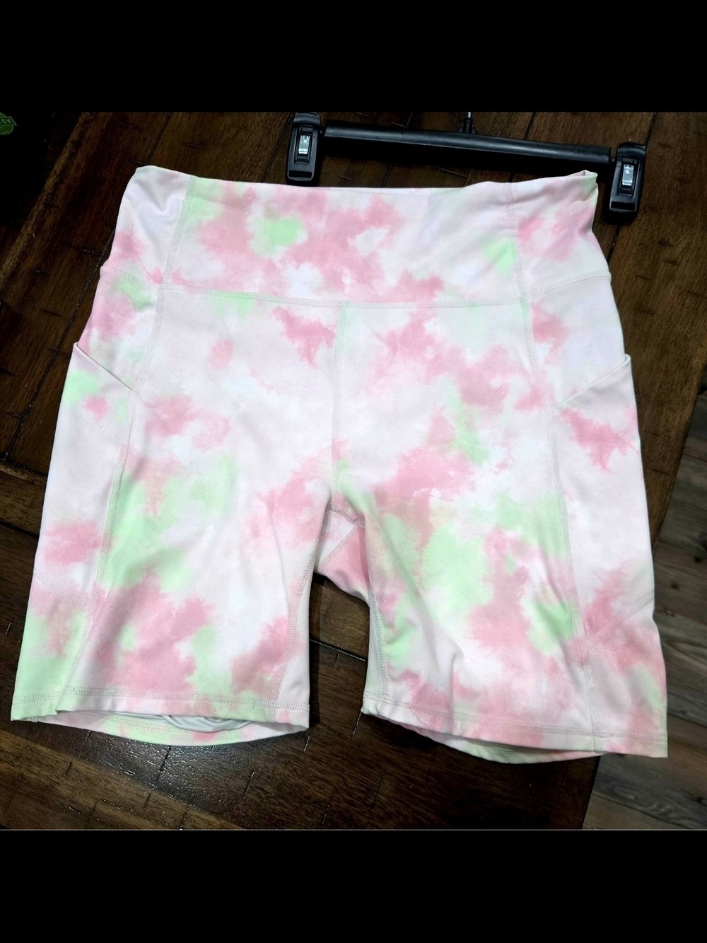Fabletics Purelux High-Waist Tie-Dye Pocket Bike Shorts - Pink & Green - Picture 3 of 4